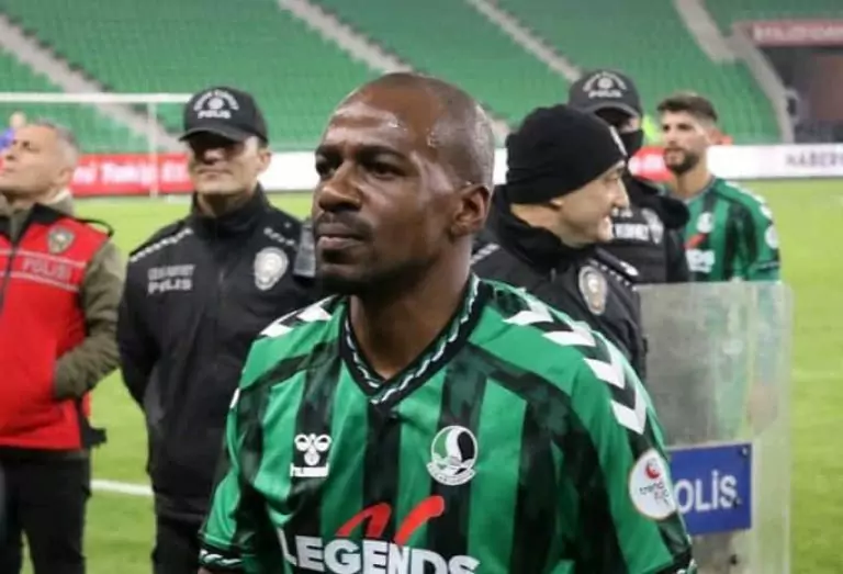 Congolese international Gael Kakuta double sinks Amedspor 