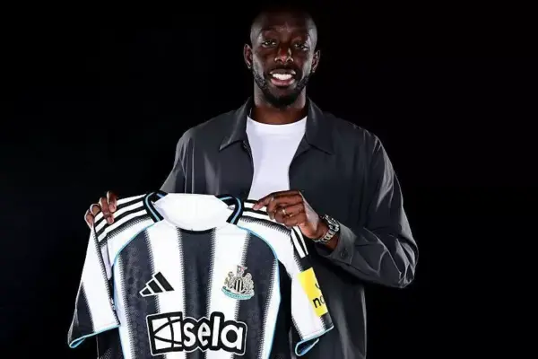 Newcastle United forced to delay Congolese international Yoane Wissa’s debut