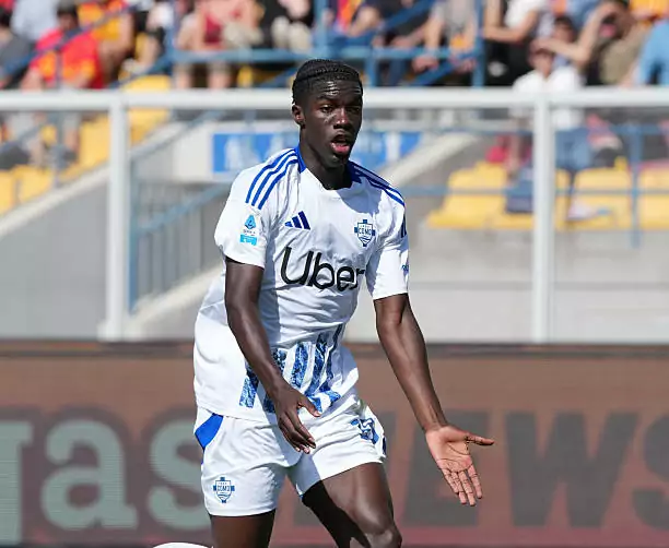 Senegalese forward Assane Diao resumes training 