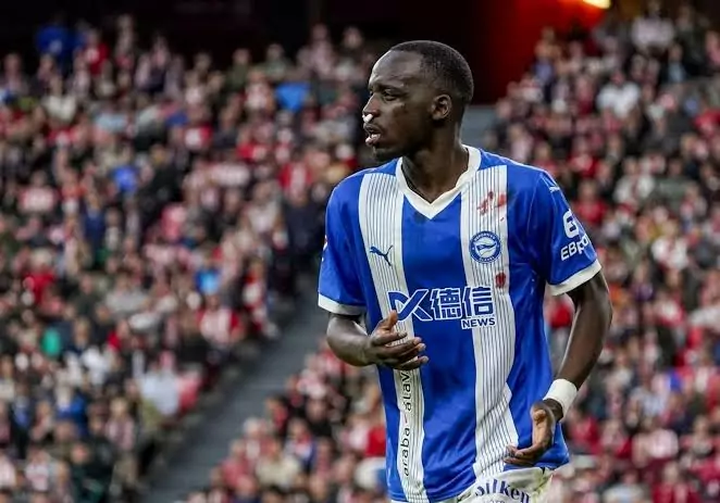 Alavés travel to Mallorca without Malian international Moussa Diarra 