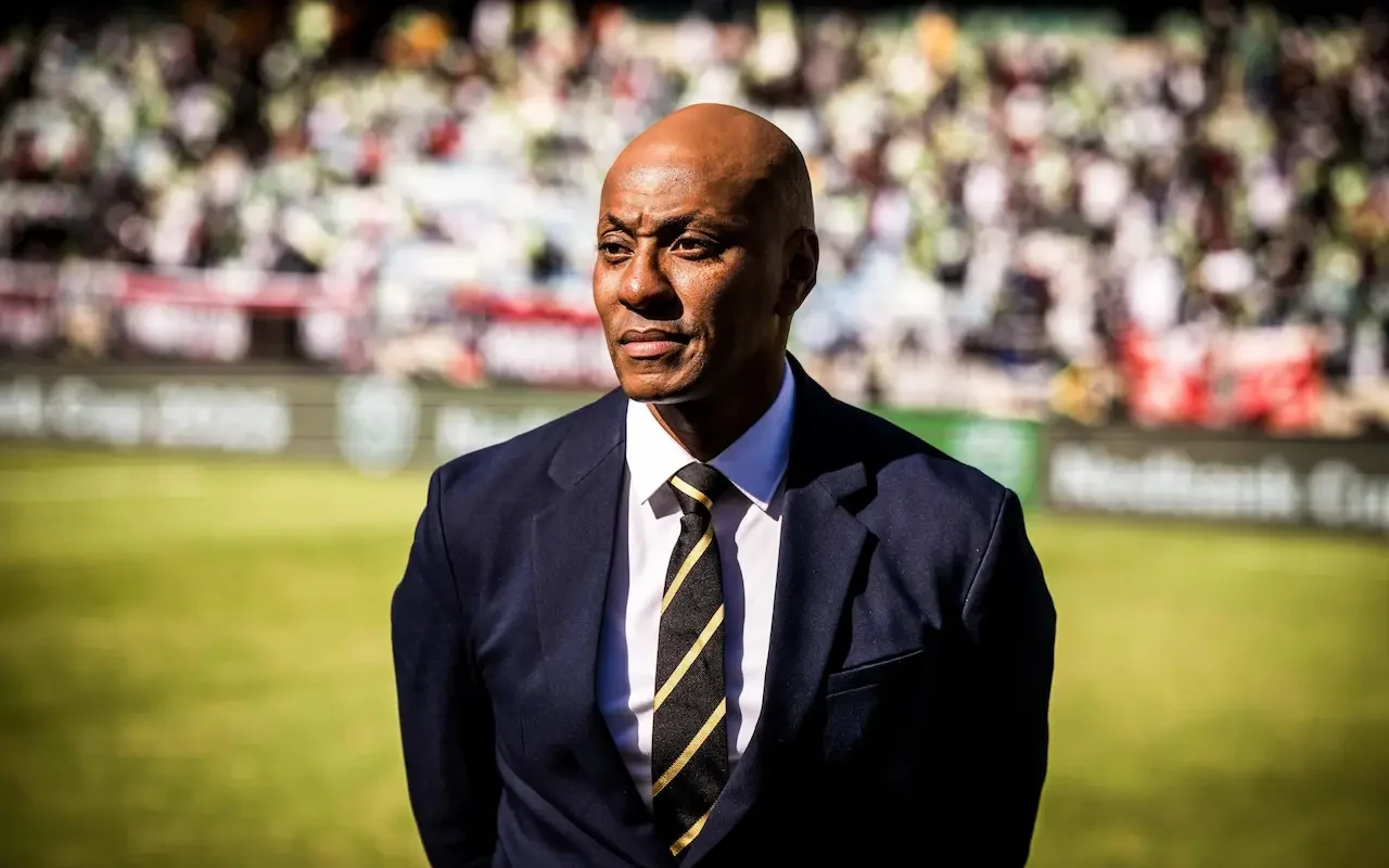 Former French Ligue 1 coach Jerome Arpinon eyes Kaizer Chiefs hot seat