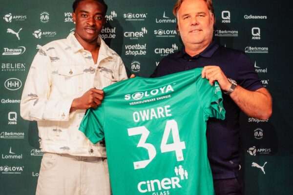 Ghana’s Henry Oware signs contract xtension with Lommel SK