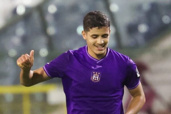 Moroccan teenager Ismael Baouf scores costly own goal for Cambuur