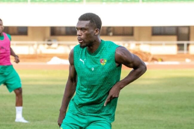 Standard Liège’s Togolese defender Josué Homawoo resumes training after head injury