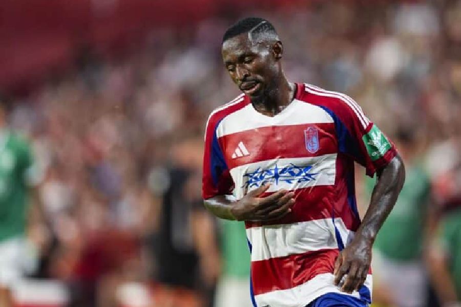 Cameroonian midfielder Martin Hongla edged toward Granada exit