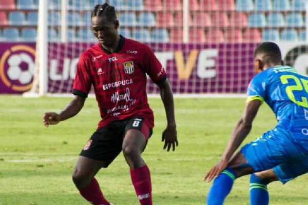 Stade Tunisien in talks to sign Malian midfielder Moussa Bagayoko