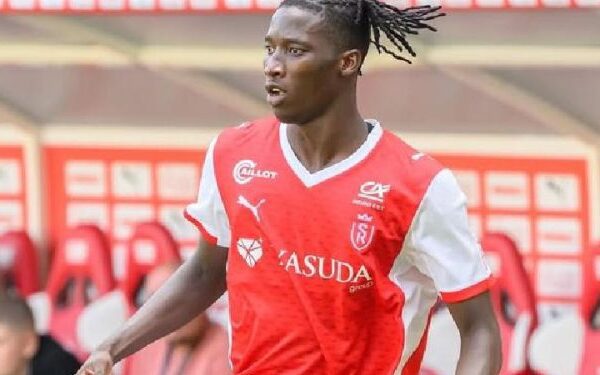 Paris FC plans winter offensive to sign Ivorian midfielder Patrick Zabi