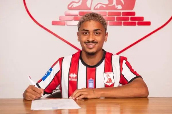 South African midfielder Ethan Brooks seals move to Greek side Panserraikos FC