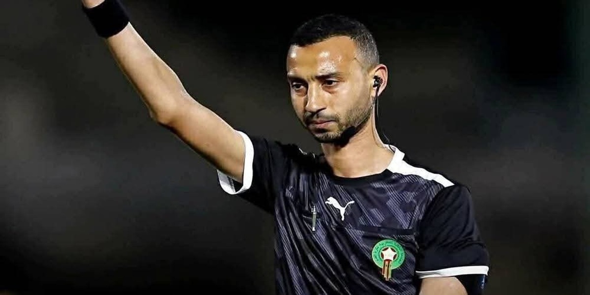 Referees suspended after controversy in Raja Casablanca–AS FAR clash