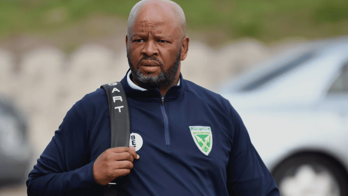 Golden Arrows coach Manqoba Mngqithi refuses to celebrate win over former club Mamelodi Sundowns