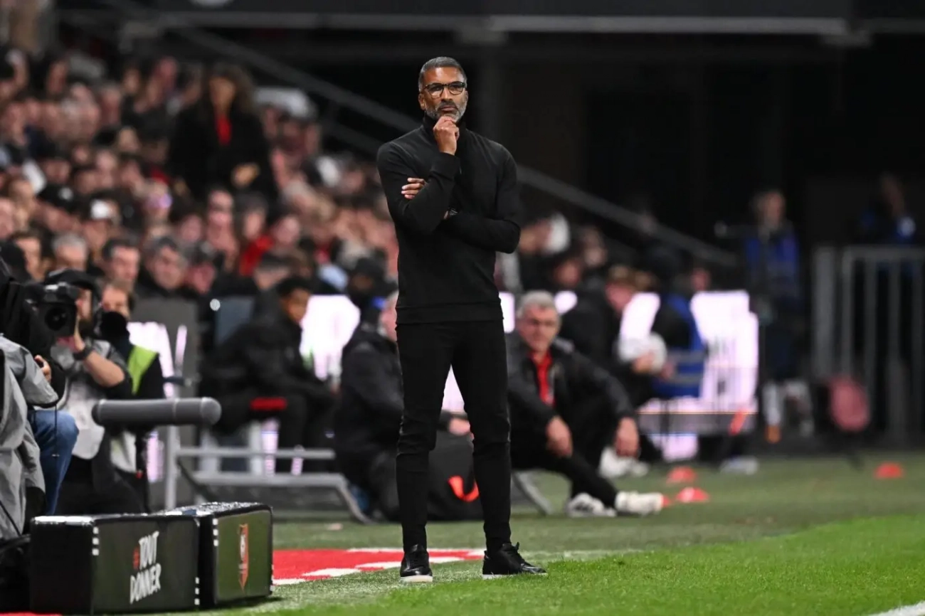 Senegalese coach Habib Beye blocks players from speaking after Rennes vs Lens draw