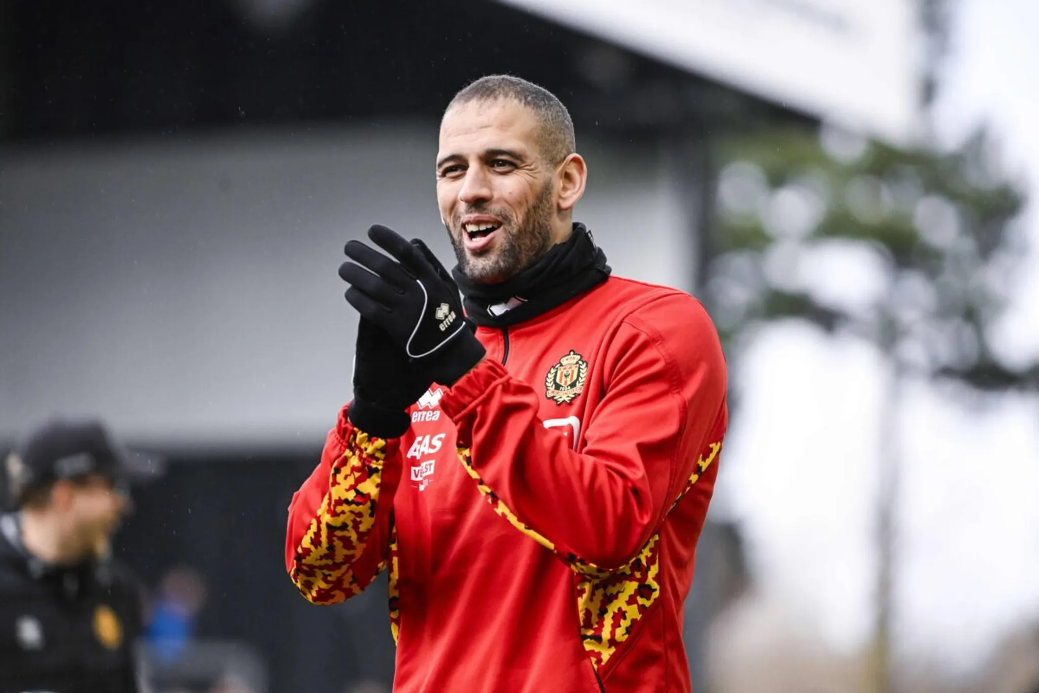 Algerian striker Islam Slimani explains surprise move to CFR Cluj