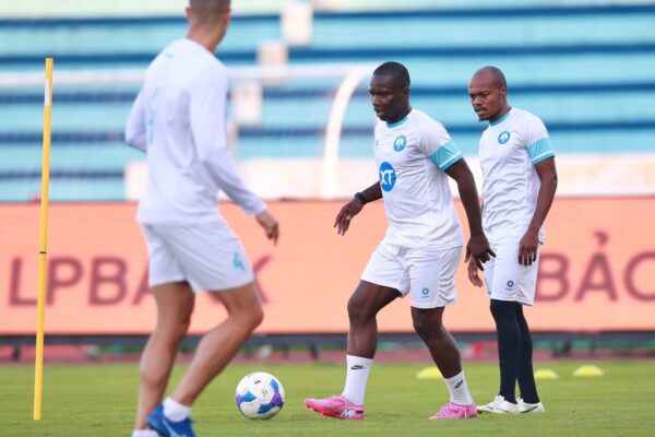 Congolese Duo Chadrac Akolo and Arnaud Lusamba to Debut for Nam Dinh in January