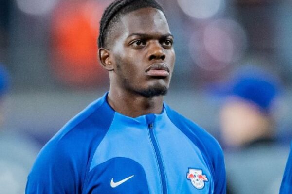 Liverpool, Chelsea, and Manchester United Compete for Franco-Angolan Defender Castello Lukeba