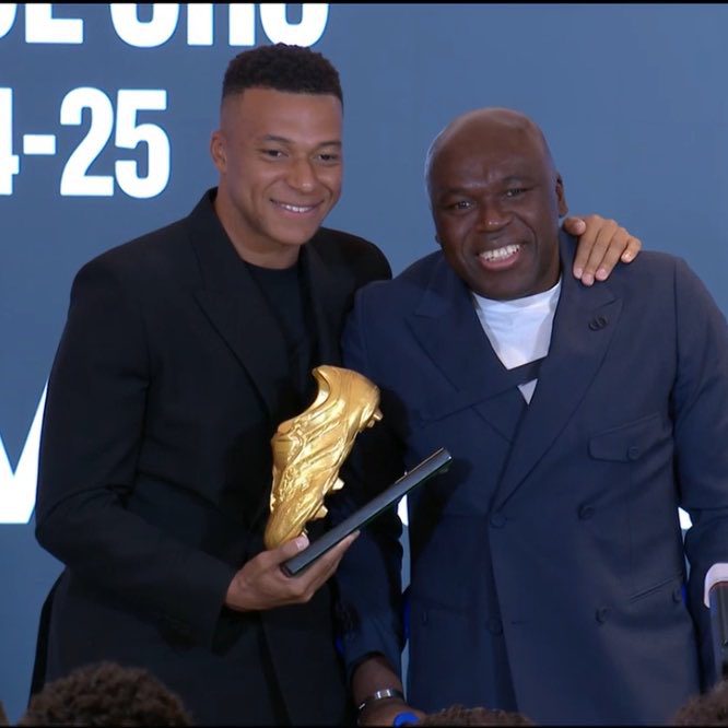 Kylian Mbappe receives 2024/2025 European Golden Boot award