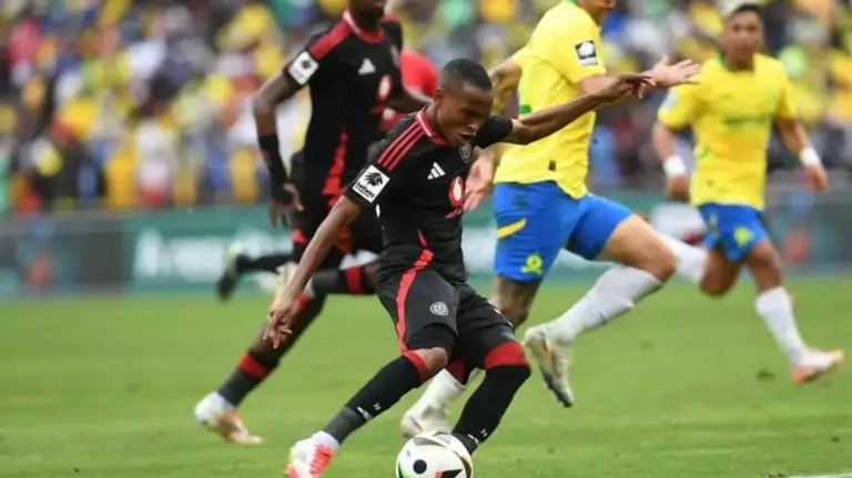 South Africa Mamelodi Sundowns face Orlando Pirates in crucial battle for PSL supremacy AfricaSoccercom South Africa Mamelodi Sundowns face Orlando Pirates in crucial battle for PSL supremacy South Africa Mamelodi Sundowns face Orlando Pirates in crucial battle for PSL supremacy Orlando Pirates grind out stalemate but unbeaten run keeps title push firmly alive AfricaSoccercom