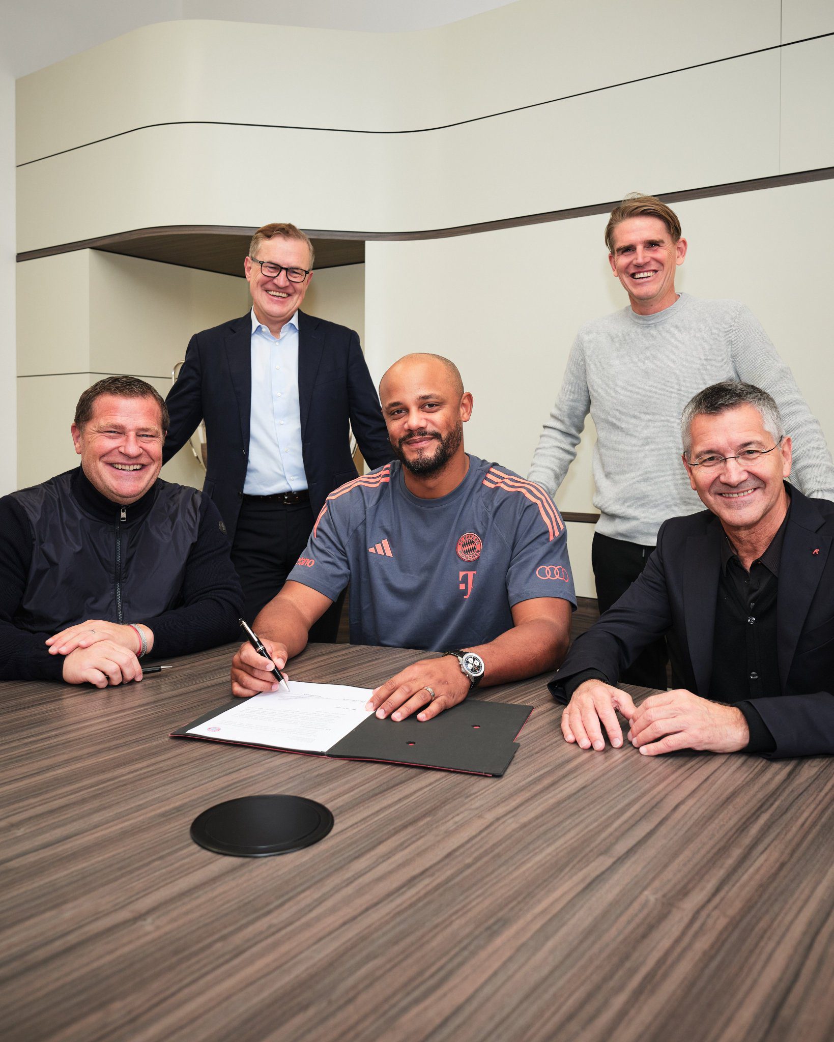 Belgian-Congolese coach Vincent Kompany signs new Bayern Munich deal until 2029