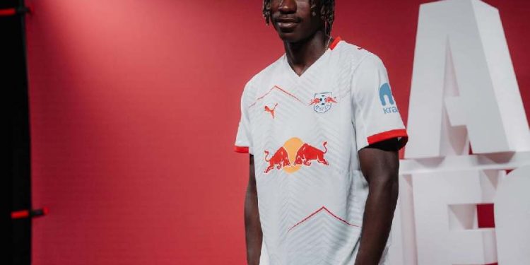 Liverpool target Ivorian teen sensation Yan Diomandé