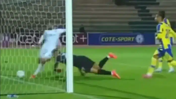 Moroccan striker Mehdi Balouk incredible miss leaves fans stunned