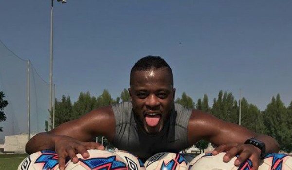 French-Senegalese Patrice Evra questions whether Arsenal can withstand title-race pressure