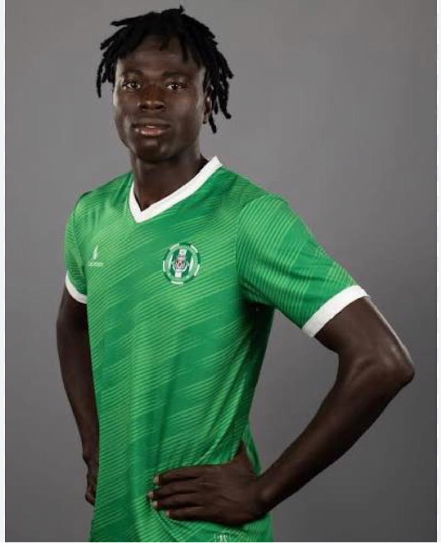 Malian Defender Baissa Niambélé Set for Ventforet Kōfu SwitchMalian Defender Baissa Niambélé Set for Ventforet Kōfu Switch