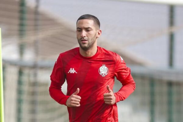 When will Hakim Ziyech finally step onto the pitch for Wydad Casablanca ?