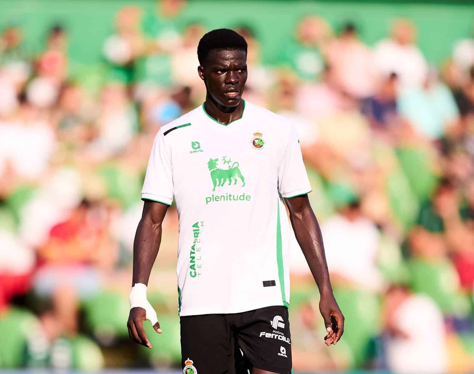 Senegalese midfielder Maguette Gueye helps Racing Santander extend LaLiga 2 lead