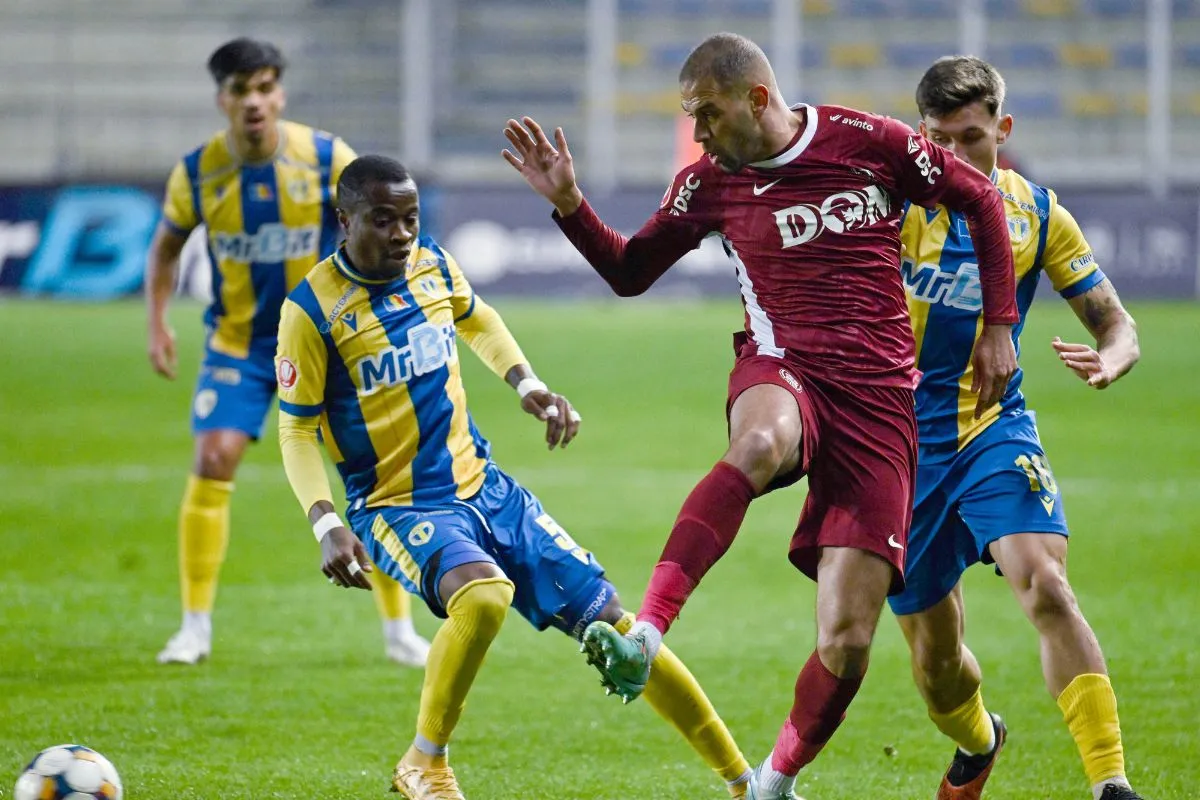 Algerian striker Islam Slimani’s contract sparks debate as Cluj president rejects claims of financial strain