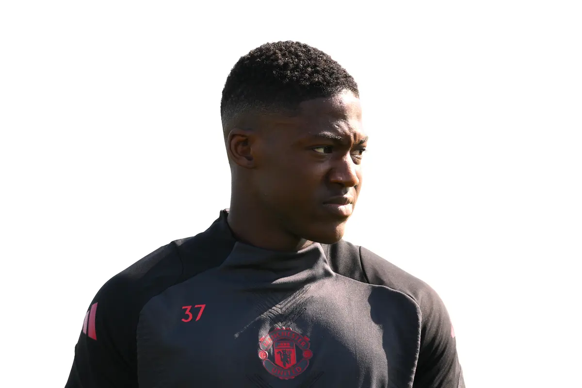 Napoli target signing English-Ghanaian midfielder Kobbie Mainoo in January from Manchester United