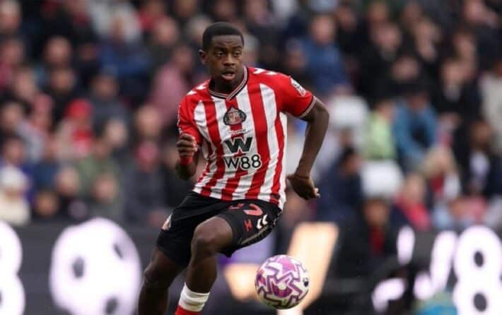 Manchester United and Chelsea locked in race for Congolese star Noah Sadiki