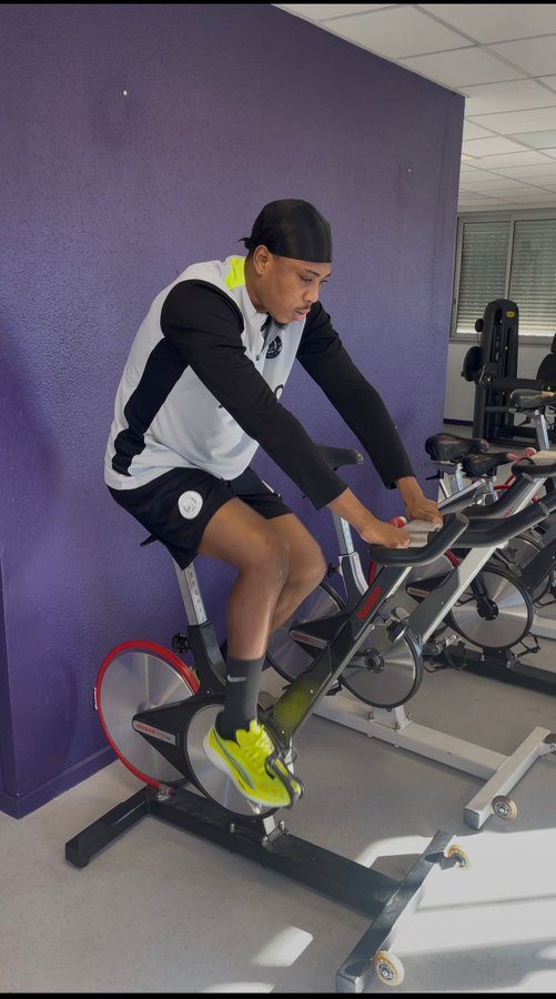 Ghana midfielder Abu Francis begins gym work in encouraging comeback from fracture