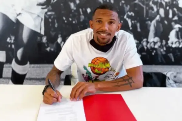 South African outfit Stellenbosch FC secure signing of veteran defender Wayde Jooste