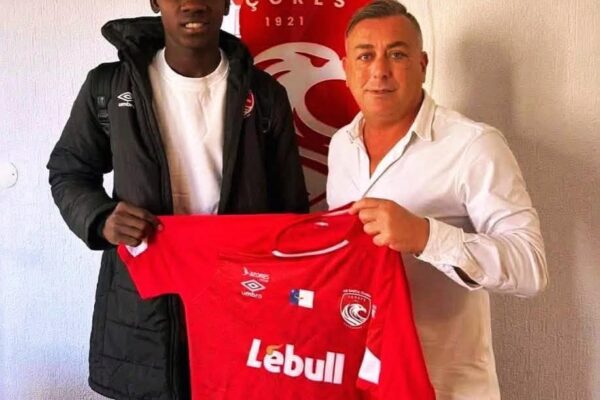 Burkinabe midfielder Seydou Doqué Fofana completes move to Santa Clara