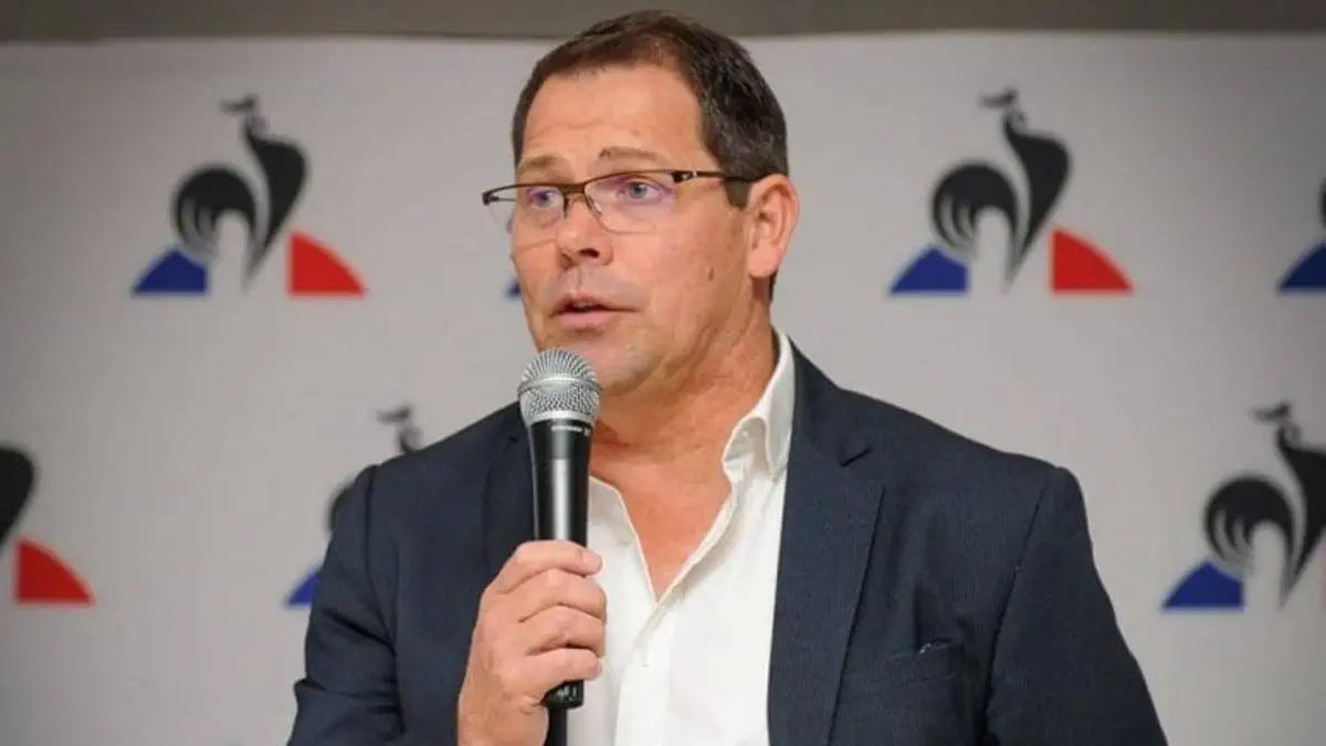 Stellenbosch bids emotional farewell to coach Steve Barker after Simba SC switch