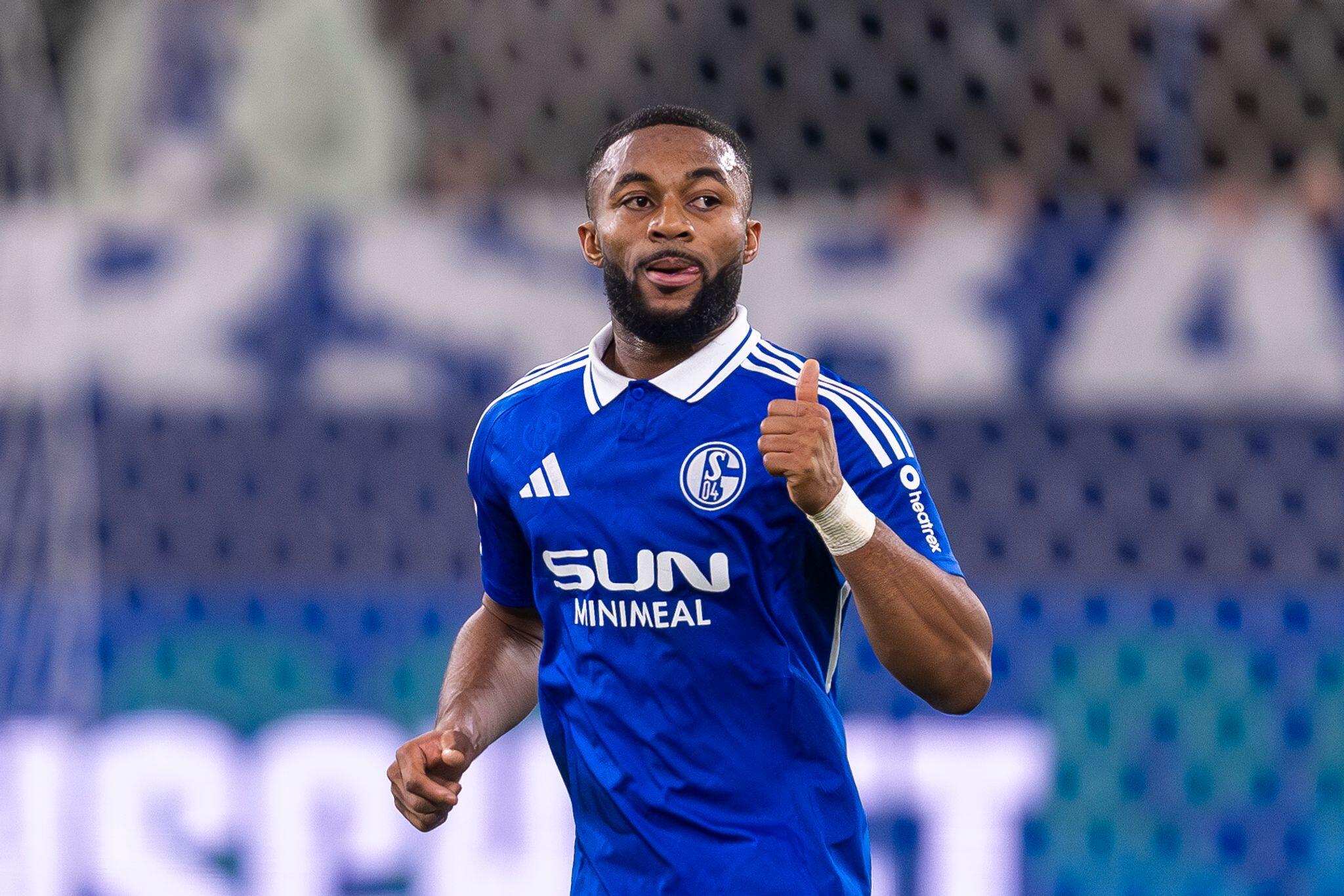 moussa sylla AfricaSoccercom moussa sylla French Malian forward Moussa Sylla staying at Schalke 04 after failed New York City FC move AfricaSoccercom