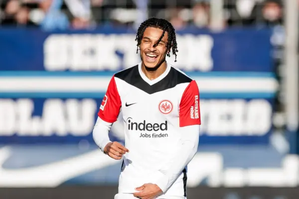 Eintracht Frankfurt keen on keeping in-demand Cameroonian youngster Jean-Mattéo Bahoya