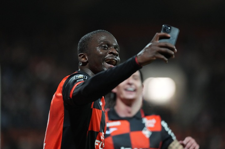 1769889639 gettyimages 2258671769 2048x2048 cleanup AfricaSoccercom 1769889639 gettyimages 2258671769 2048x2048 cleanup Senegalese striker Bamba Dieng fires Lorient closer to European places AfricaSoccercom