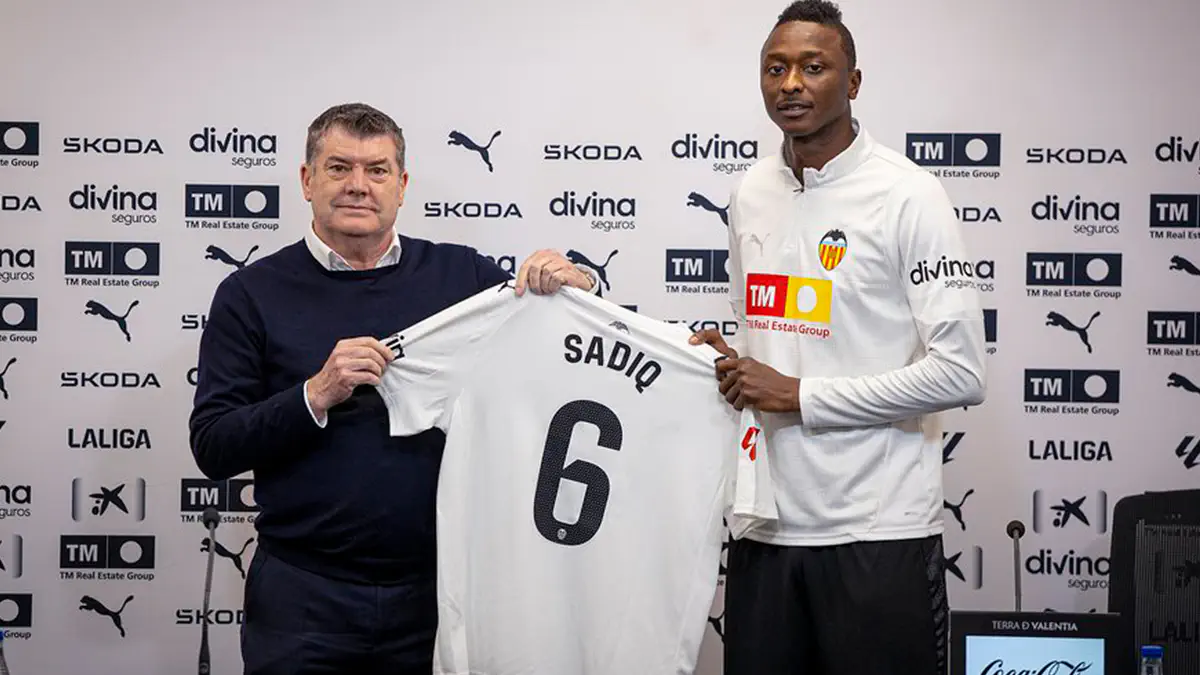  40b74cdd21d9c16c8397aac80bb0b9aefe21a0d525cfc18a07539ae97c58f9b0 1200 675   Valencia secure permanent signing of Nigeria attacker Umar Sadiq   AfricaSoccercom