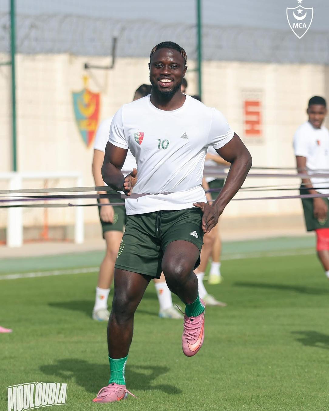 583039695 824508066825055 5964991787456580626 n AfricaSoccercom 583039695 824508066825055 5964991787456580626 n Guineas Mohamed Saliou Bangoura issues public apology after costly red card against JS Kabylie AfricaSoccercom