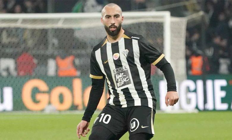  Himad Abdelli avec Angers 780x470   Algerian midfielder Himad Abdelli transfer to Marseille stalls over final fee   AfricaSoccercom