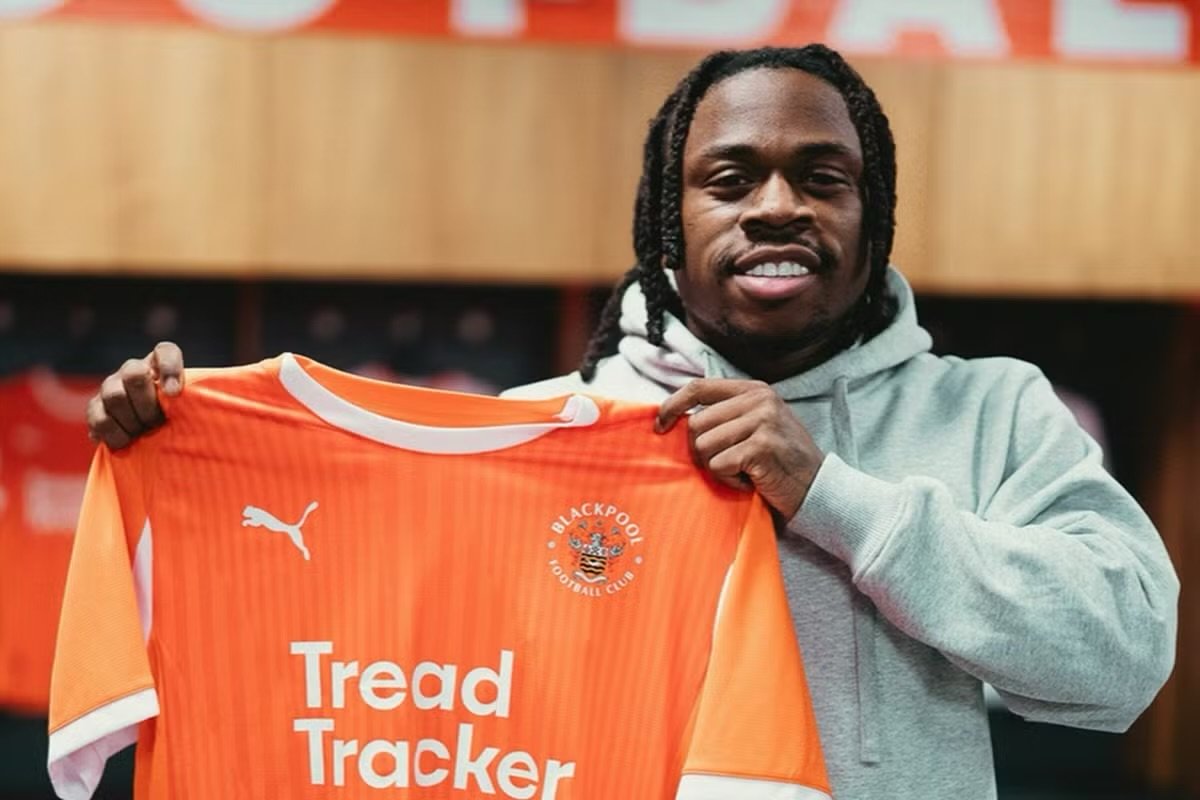  Michael Obafemi   Irish Nigerian Michael Obafemi joins Blackpool on loan with clear mission   AfricaSoccercom
