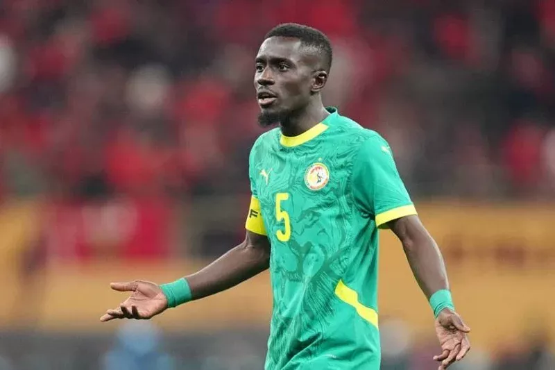 Idrissa Gueye AfricaSoccercom Idrissa Gueye Senegal star Idrissa Gana Gueye dismisses claims of food poisoning before AFCON 2025 final AfricaSoccercom