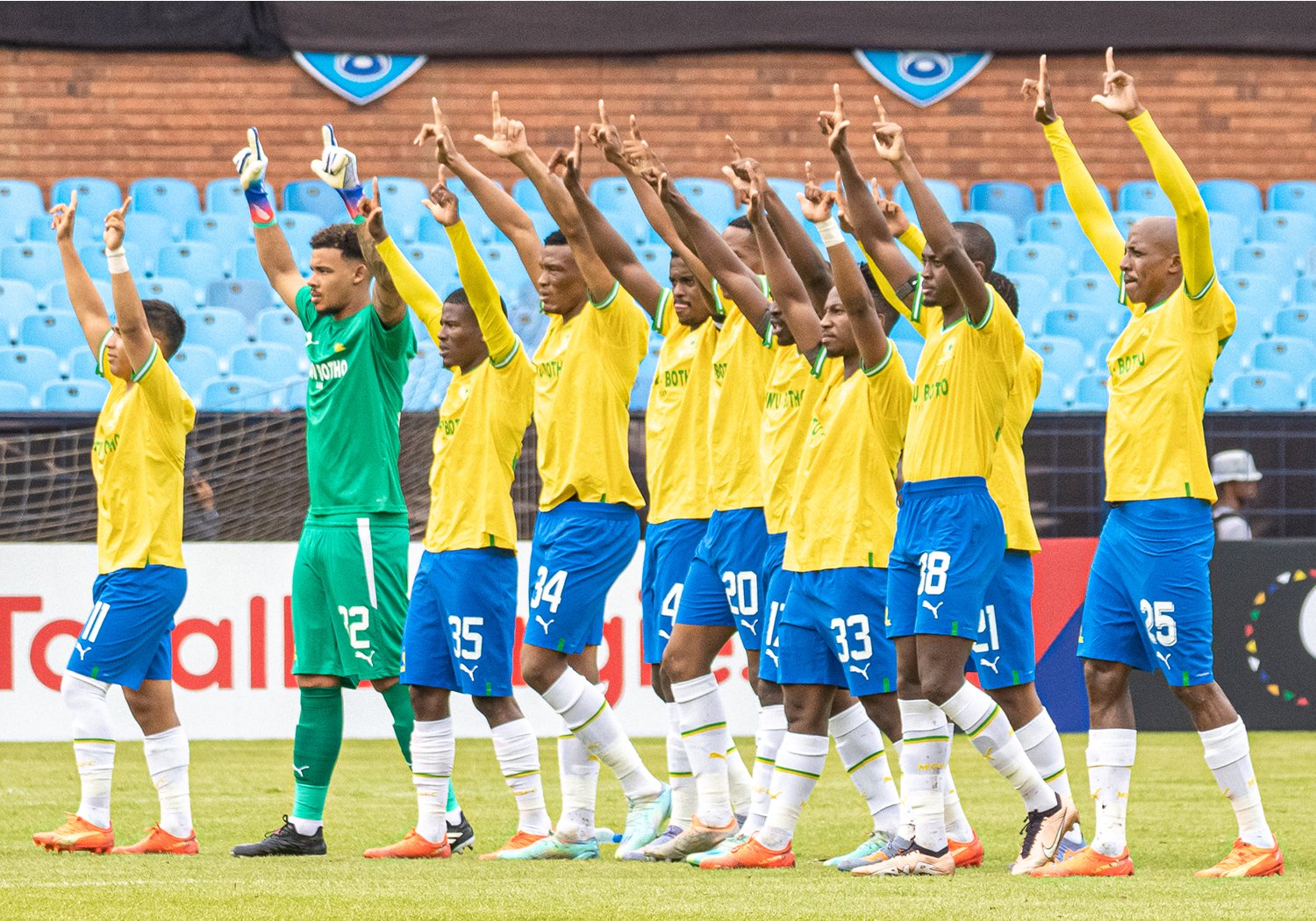 Sundowns vs Al Hilal 1 AfricaSoccercom Sundowns vs Al Hilal 1 Mamelodi Sundowns fans frustrated as South African side lose 2 1 in Sudan AfricaSoccercom