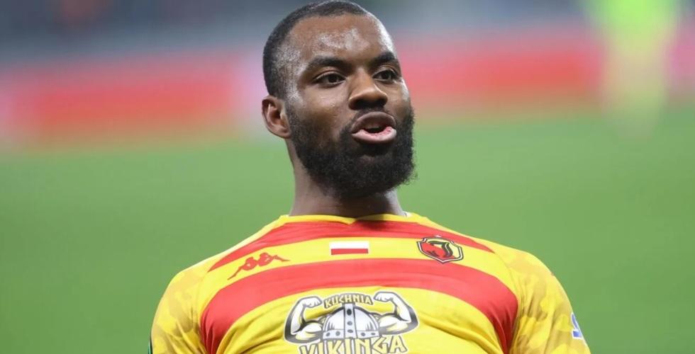 b58c2f302b8e2f574e683f7de8c161749d5d45a8b68442bddc78310ed53dc221 980 500 AfricaSoccercom b58c2f302b8e2f574e683f7de8c161749d5d45a8b68442bddc78310ed53dc221 980 500 DR Congo gain boost as Afimico Pululu completes nationality change AfricaSoccercom