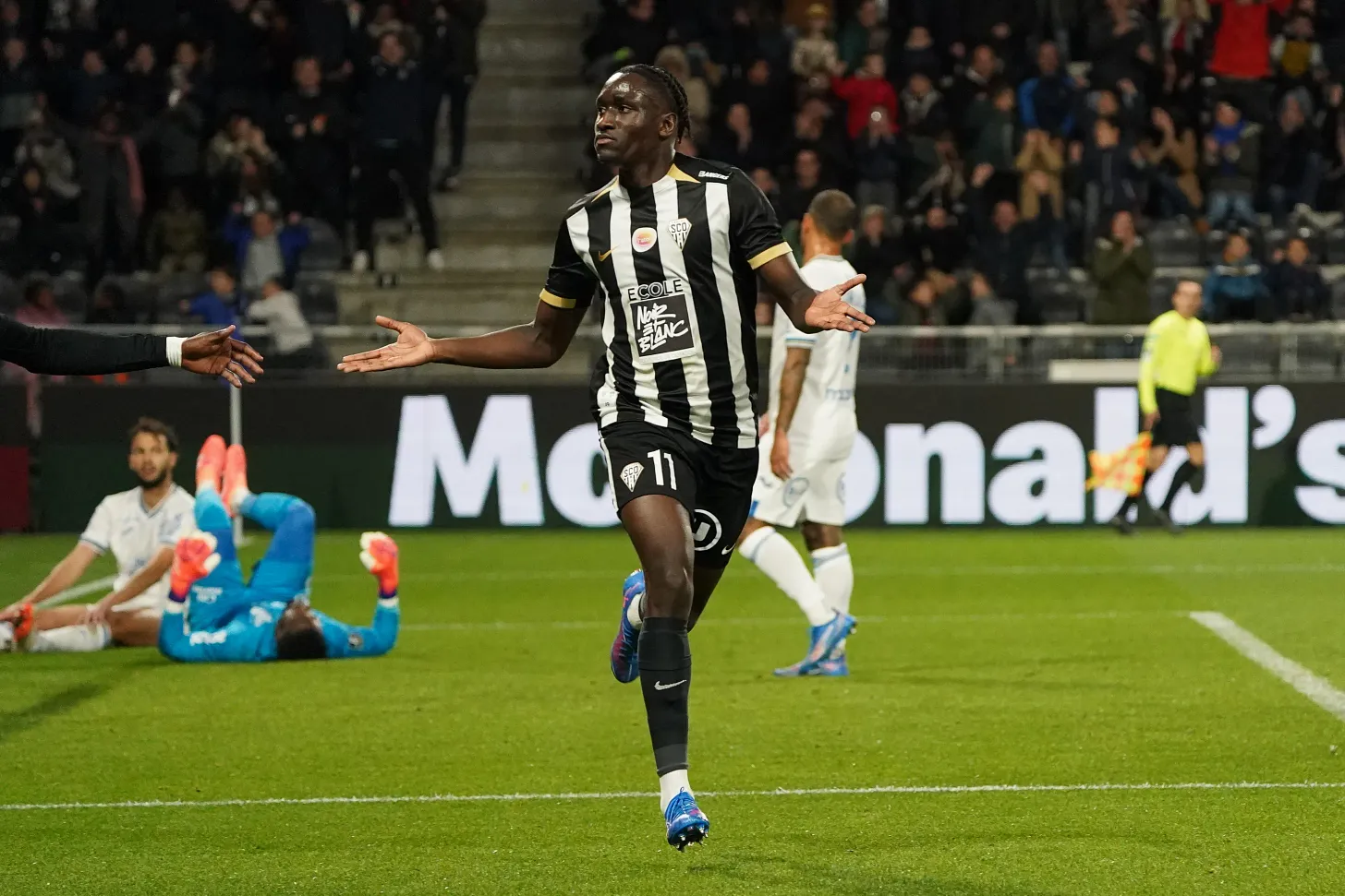 Guinea Paris FC bid €23m for Sidiki Chérif as Angers hold out for bigger fee AfricaSoccercom Guinea Paris FC bid €23m for Sidiki Chérif as Angers hold out for bigger fee Guinea Paris FC bid €23m for Sidiki Chérif as Angers hold out for bigger fee Guinea Paris FC bid €23m for Sidiki Chérif as Angers hold out for bigger fee AfricaSoccercom