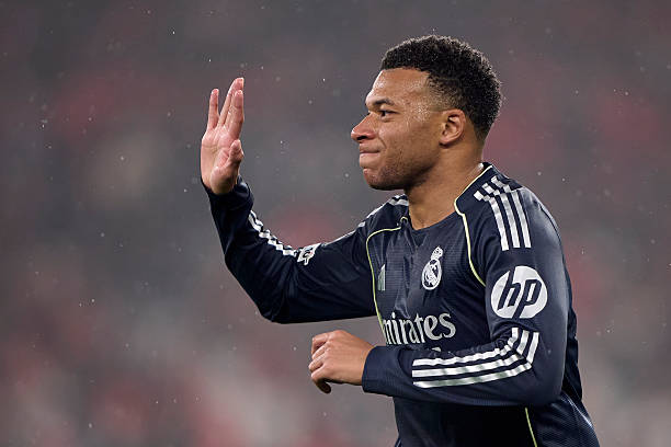  Kylian Mbappe   Kylian Mbappe sets new Champions League record and keeps Real Madrid dream alive   AfricaSoccercom