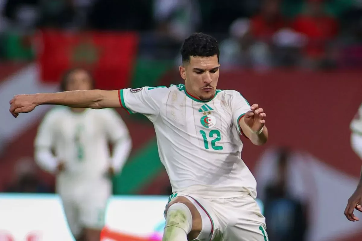 AfricaSoccercom Algerian forward Monsef Bakrar in talks with Al Ahly AfricaSoccercom