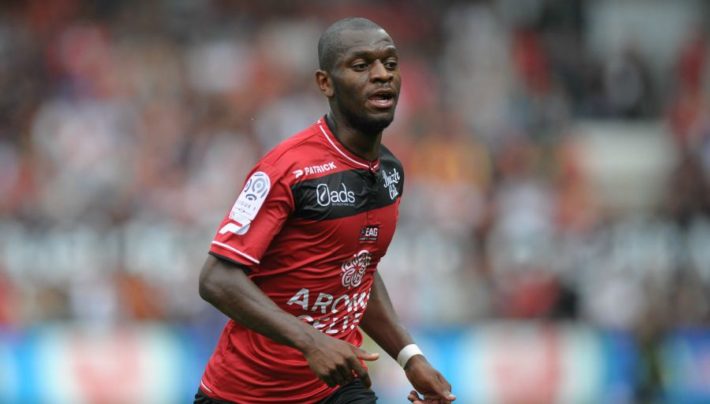  ikoko guingamp 710x404   Jordan Ikoko The Congolese player is headed to Bulgaria   AfricaSoccercom
