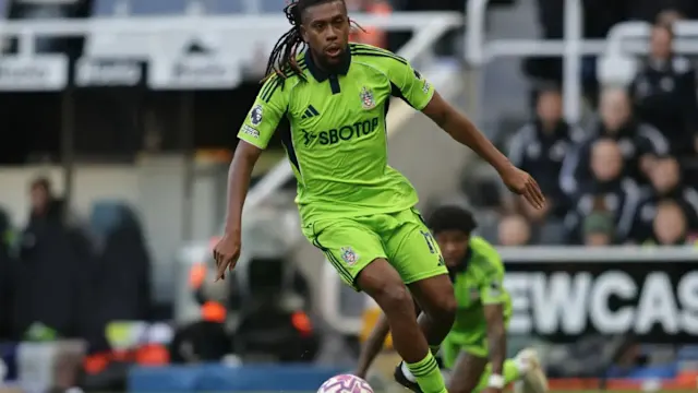 EPL: Goal and assist for Nigeria international Alex Iwobi in 3-1 away win