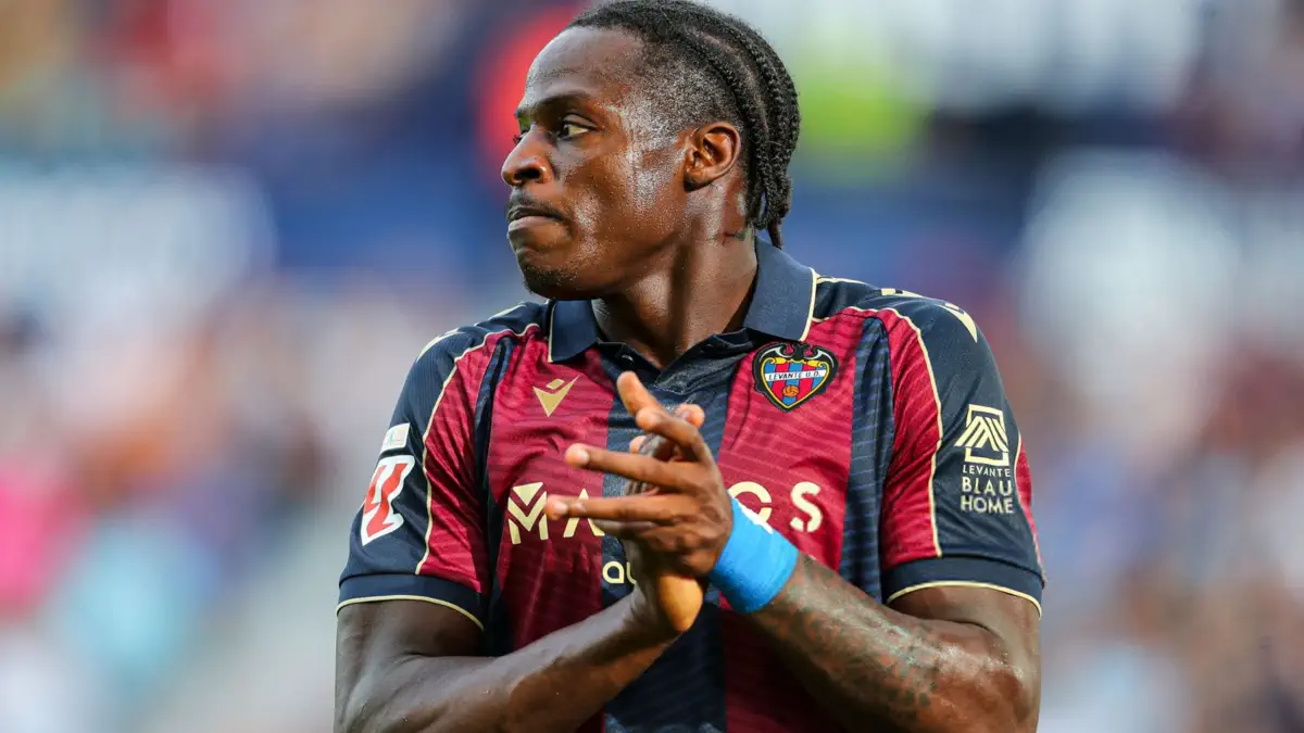 Russian move stalls despite strong interest in Cameroonian forward Karl Etta Eyong